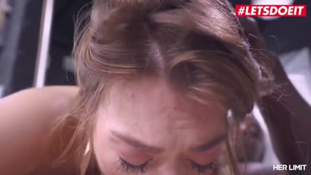 #6 Грудастую девочку смачно отодрали в зад черным пенисом