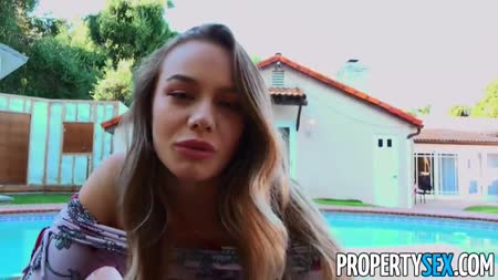 #1 Чика высасывает хер друга и жестко шпилится перед камерой