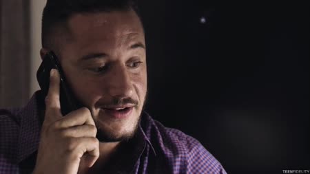 #1 Бедная худенькая красотка давится членом и стонет от секса